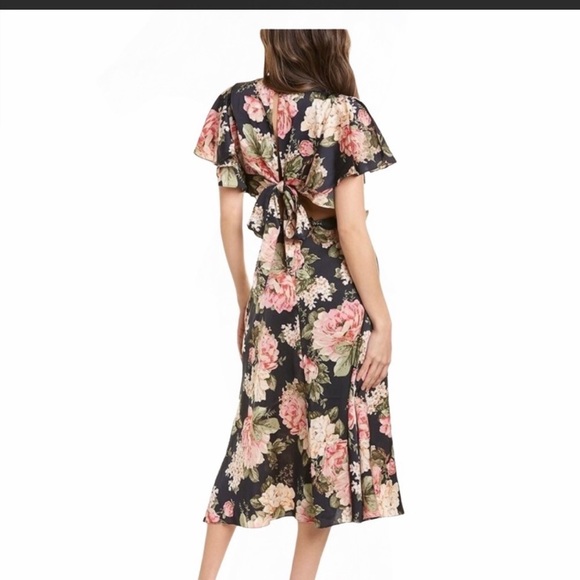 Divine Heritage Floral Cutout V Neck Tie Keyhole Back Flutter Sleeve Midi Dress - Picture 7 of 16